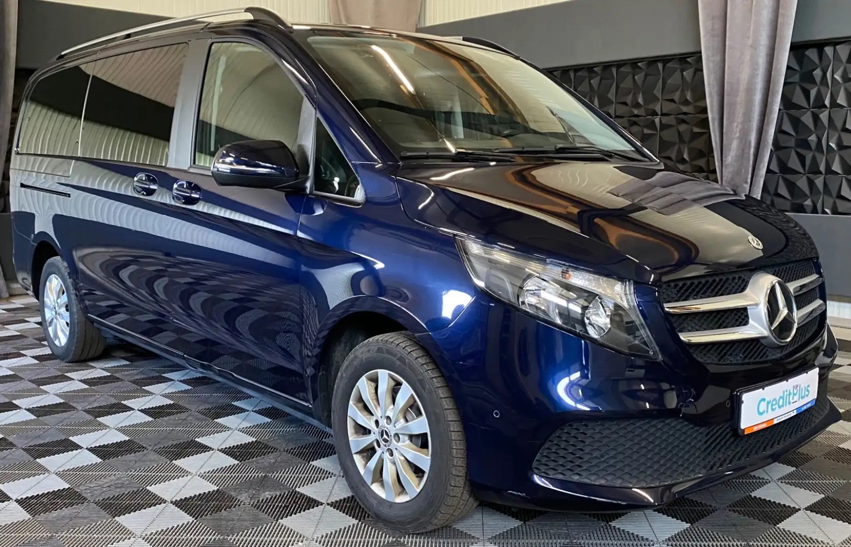 Mercedes-Benz V 220 d RISE lang, Kamera, AHK, Blau - 1