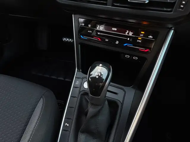 Volkswagen Polo view 17