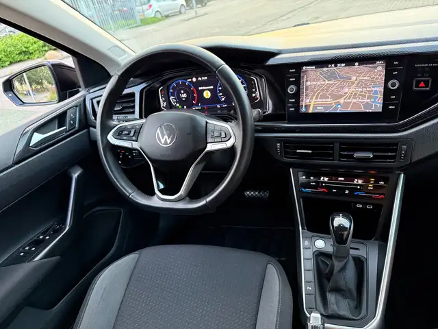 Volkswagen Polo view 16