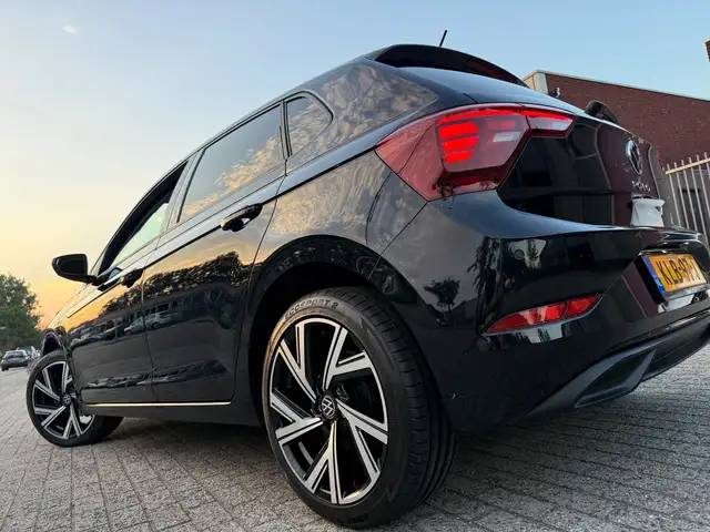 Volkswagen Polo view 7