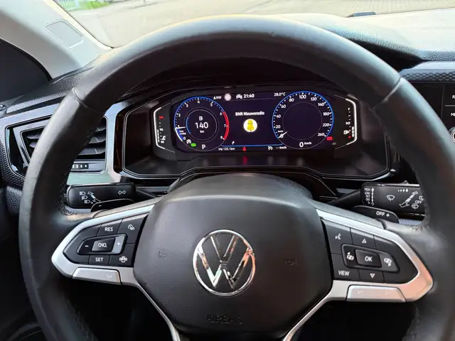 Volkswagen Polo view 18