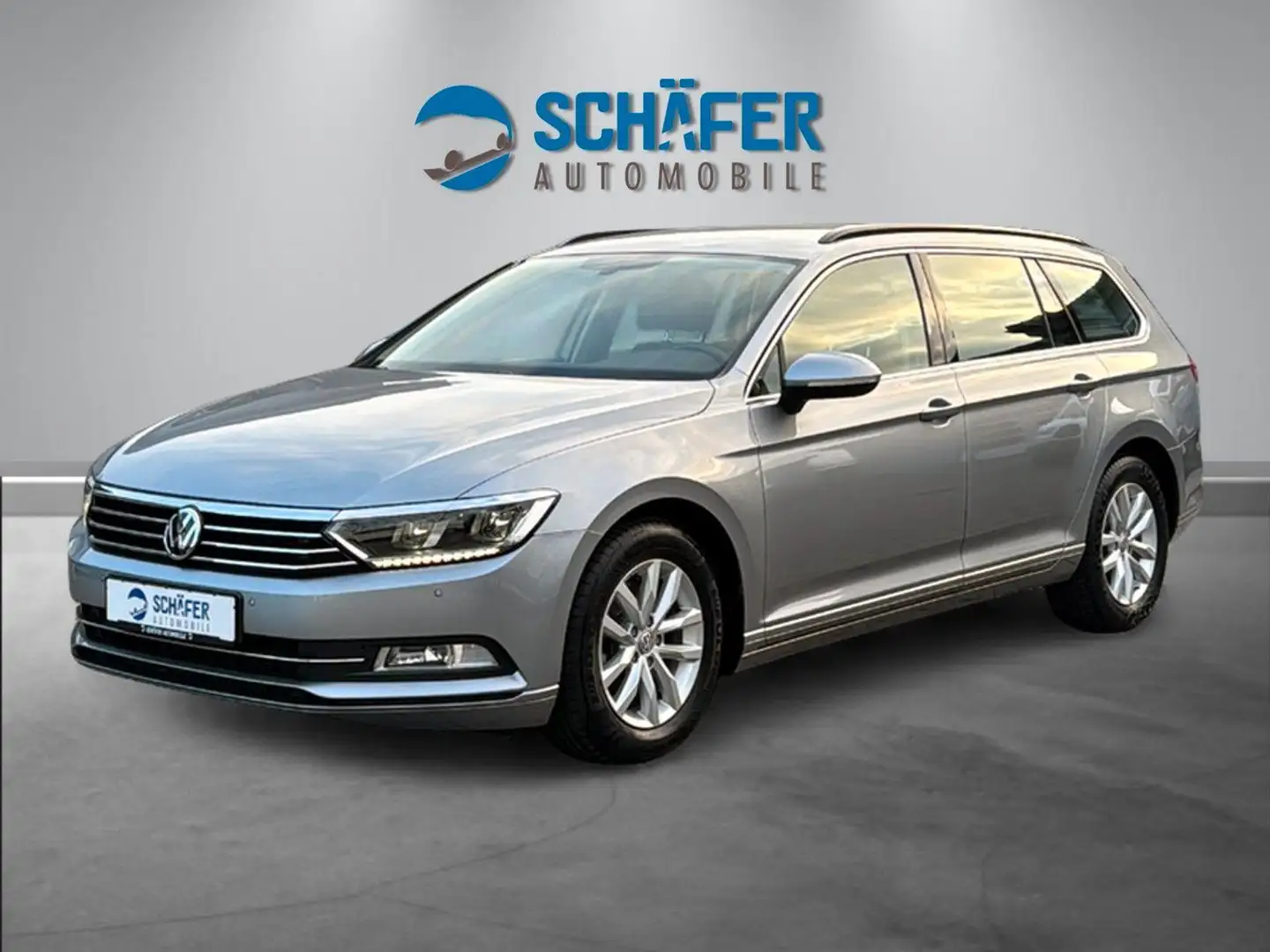 Volkswagen Passat Variant Passat 1.8 Comfortline #AUT #LED #NAV #ACC #SHZ Silber - 1