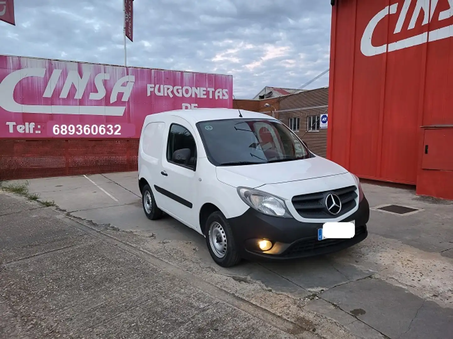 Mercedes-Benz Citan N1 Furgón 108CDI Compacto Weiß - 1