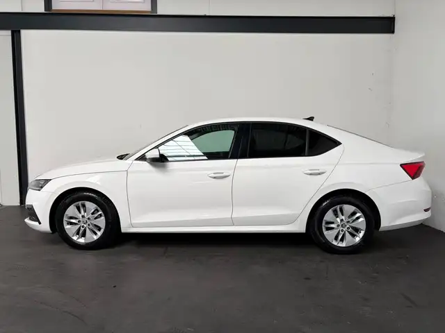 Skoda Octavia view 30