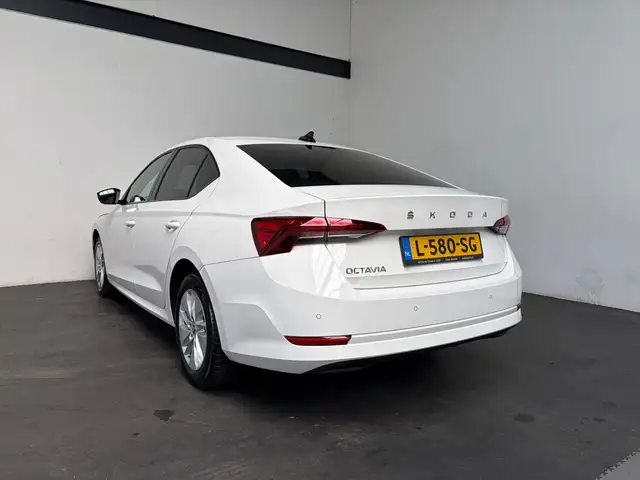 Skoda Octavia view 28