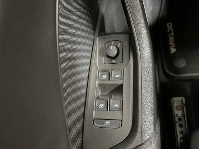 Skoda Octavia view 7