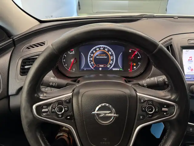 Opel Insignia view 6