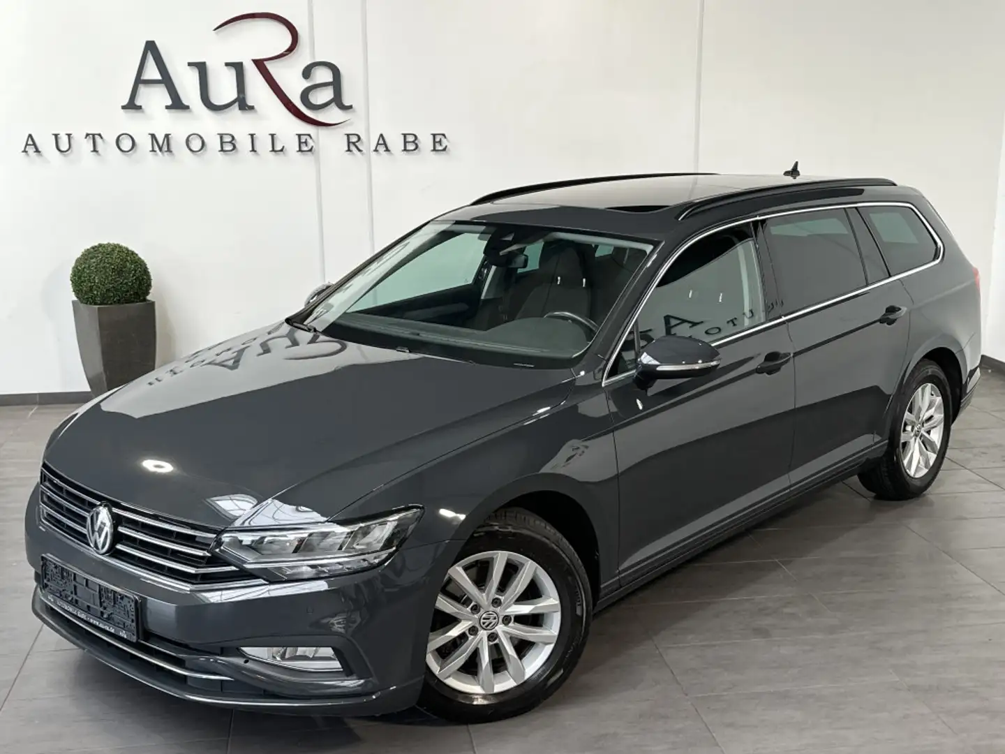 Volkswagen Passat Variant 2.0 TDI DSG Business NAV+LED+PANO Gris - 2