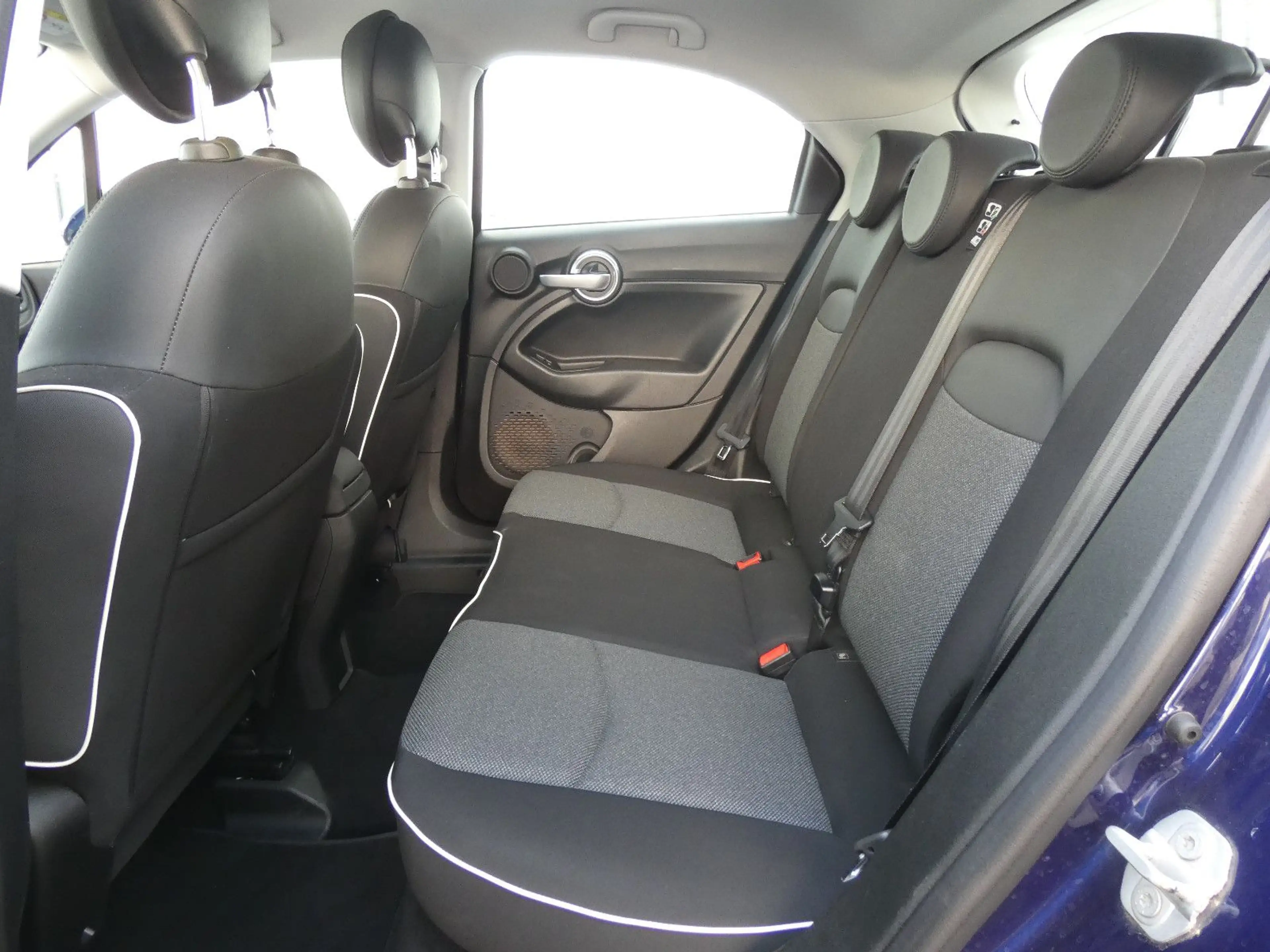 Fiat 500X Pop Star — photo 12