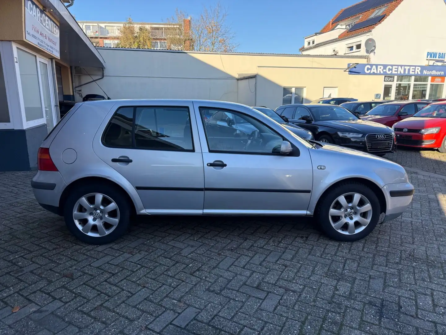 Volkswagen Golf 1.6*BEHINDERTEN Umbau*AUTOMATIK*** - 2