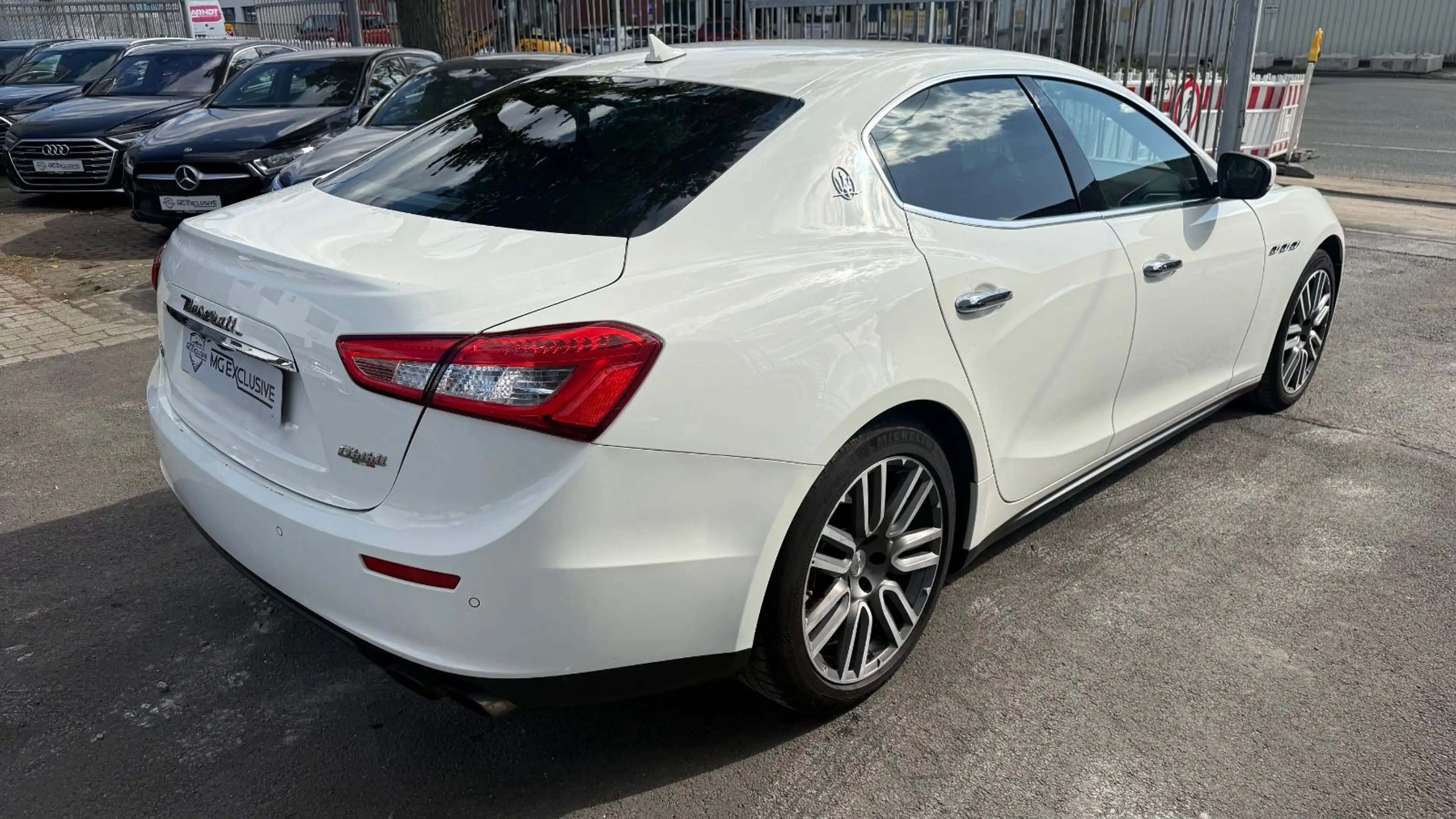 Maserati Ghibli S Q4 Facelift — photo 6