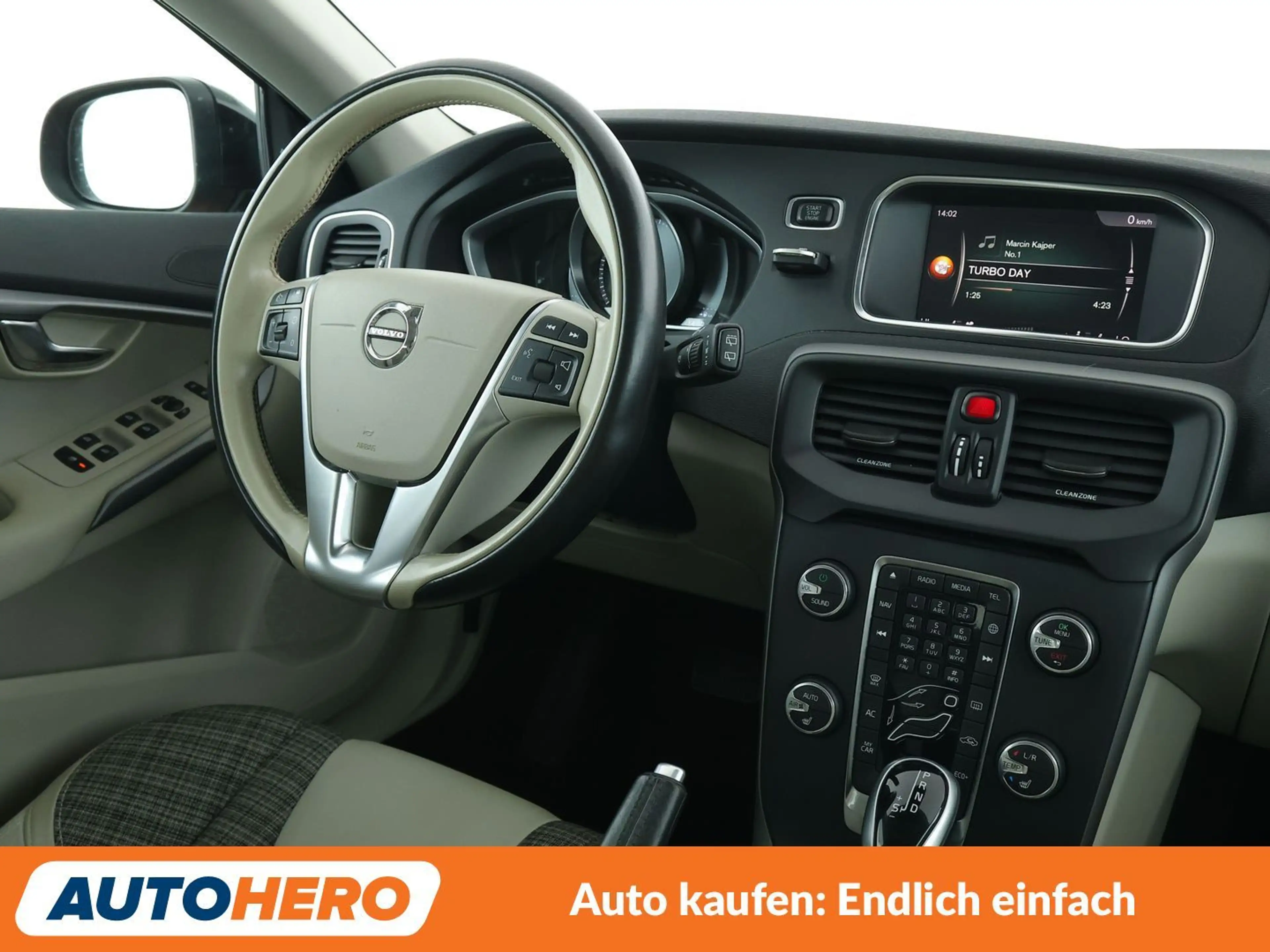 Volvo V40 Cross Country 2.0 D3 Momentum Aut.*NAVI*LED*ACC*CAM*PDC*SHZ*ALU* — photo 13