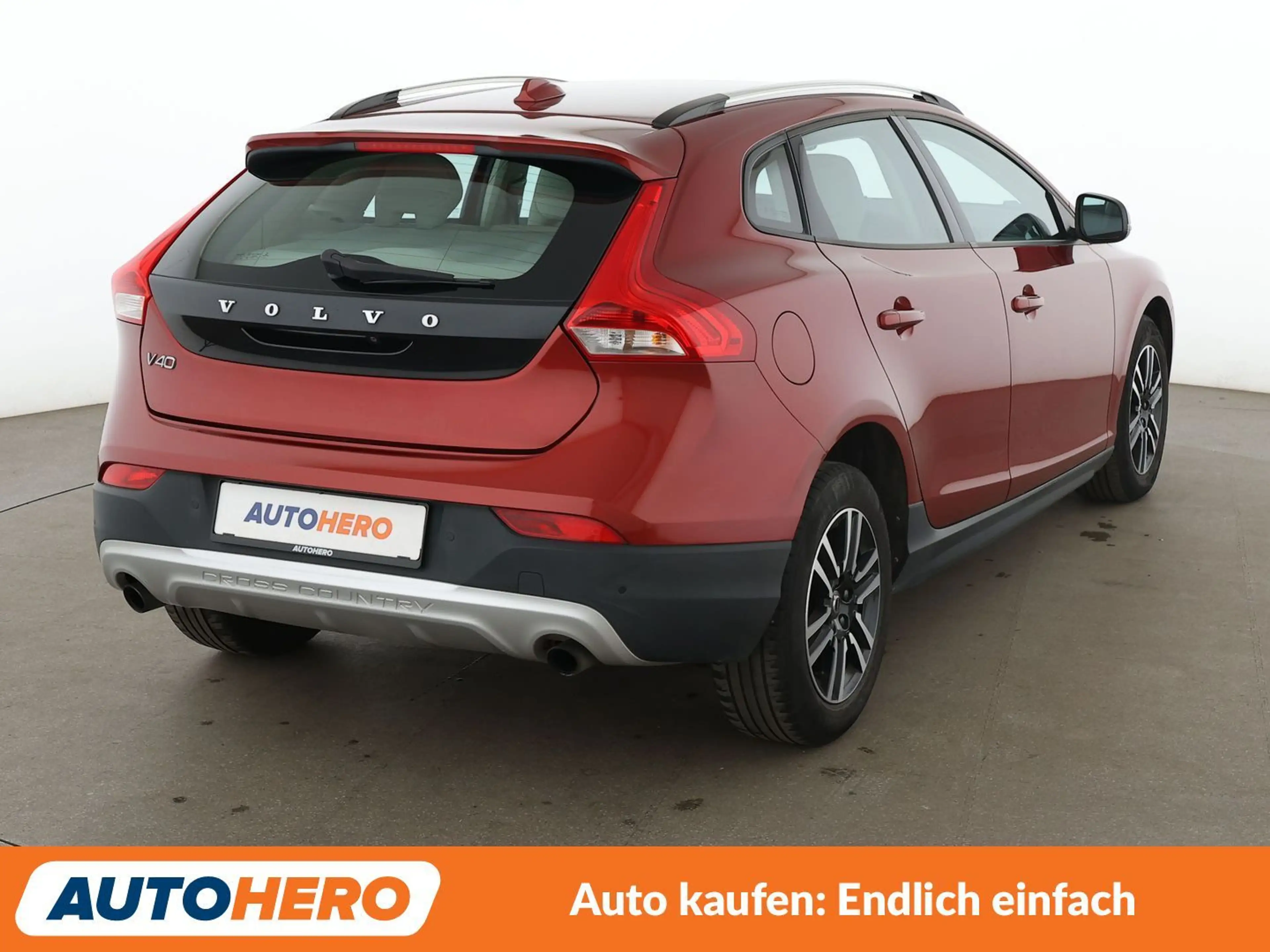 Volvo V40 Cross Country 2.0 D3 Momentum Aut.*NAVI*LED*ACC*CAM*PDC*SHZ*ALU* — photo 6