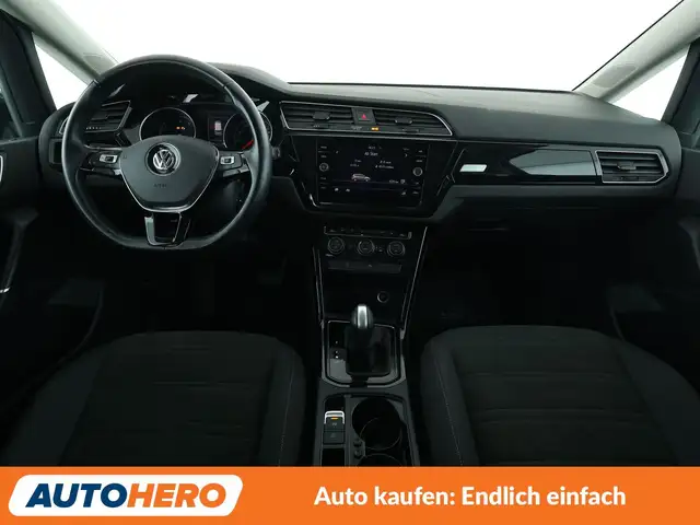 Volkswagen Touran view 12