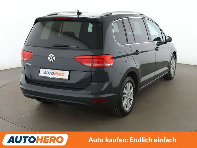 Volkswagen Touran view 6