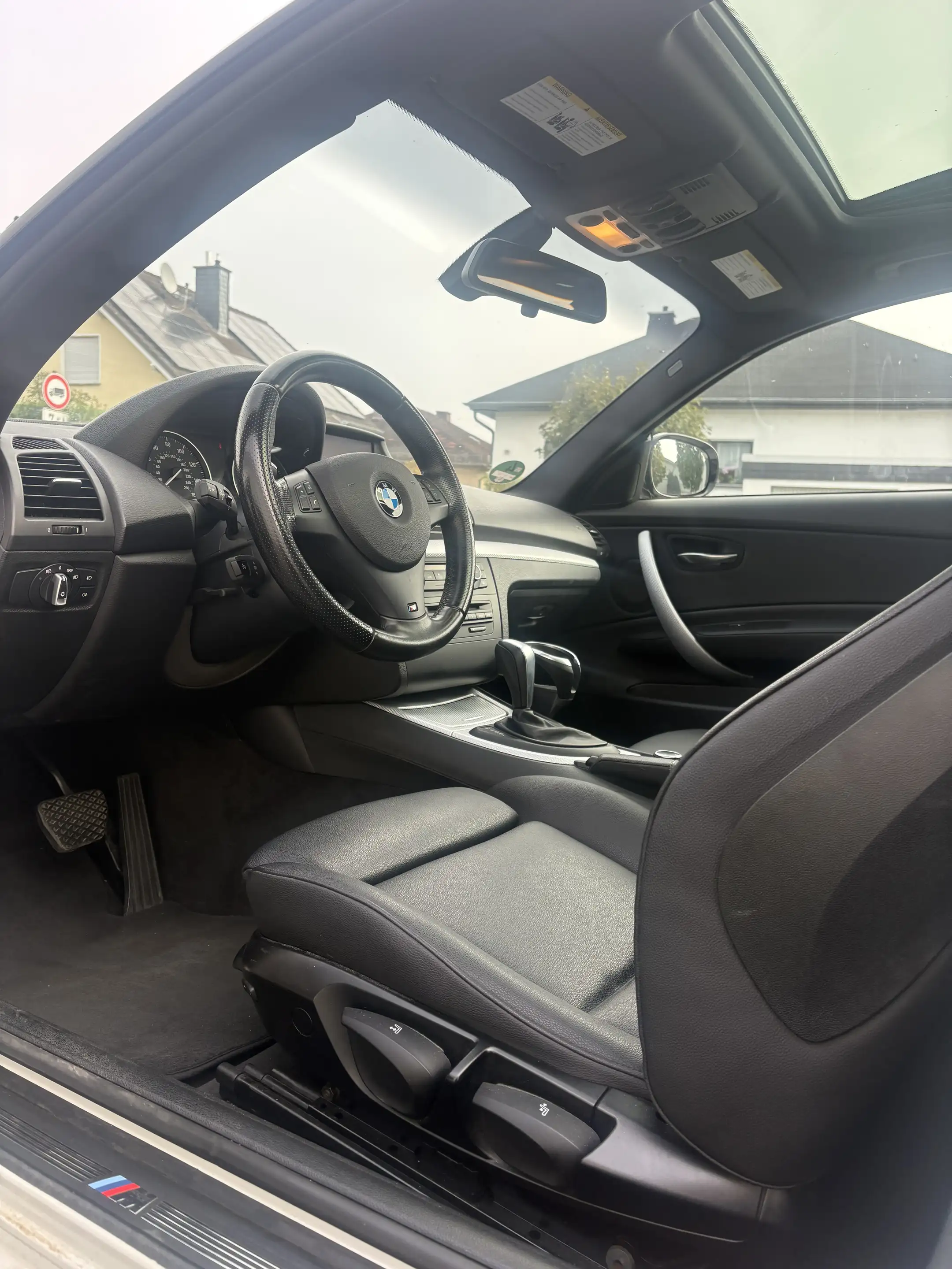 BMW 128 128i M-Paket///VOLL///TÜV 03/28 — photo 7