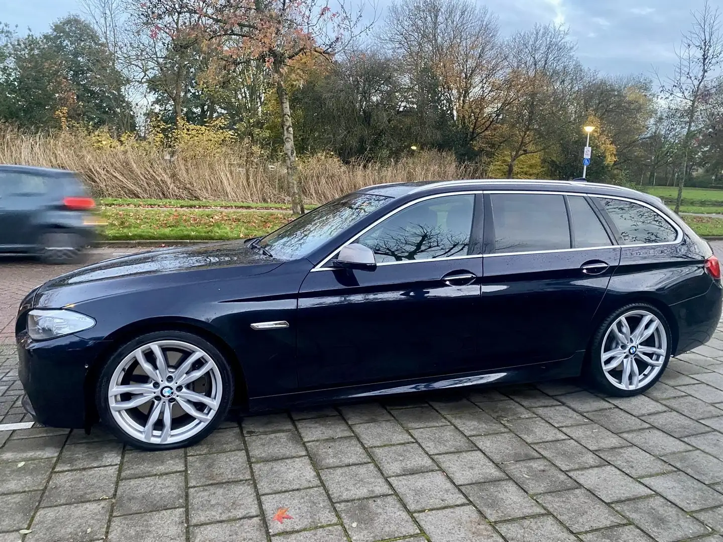 BMW 550 M550d xDrive 381PK 360camera Bang&Olufsen Negro - 2