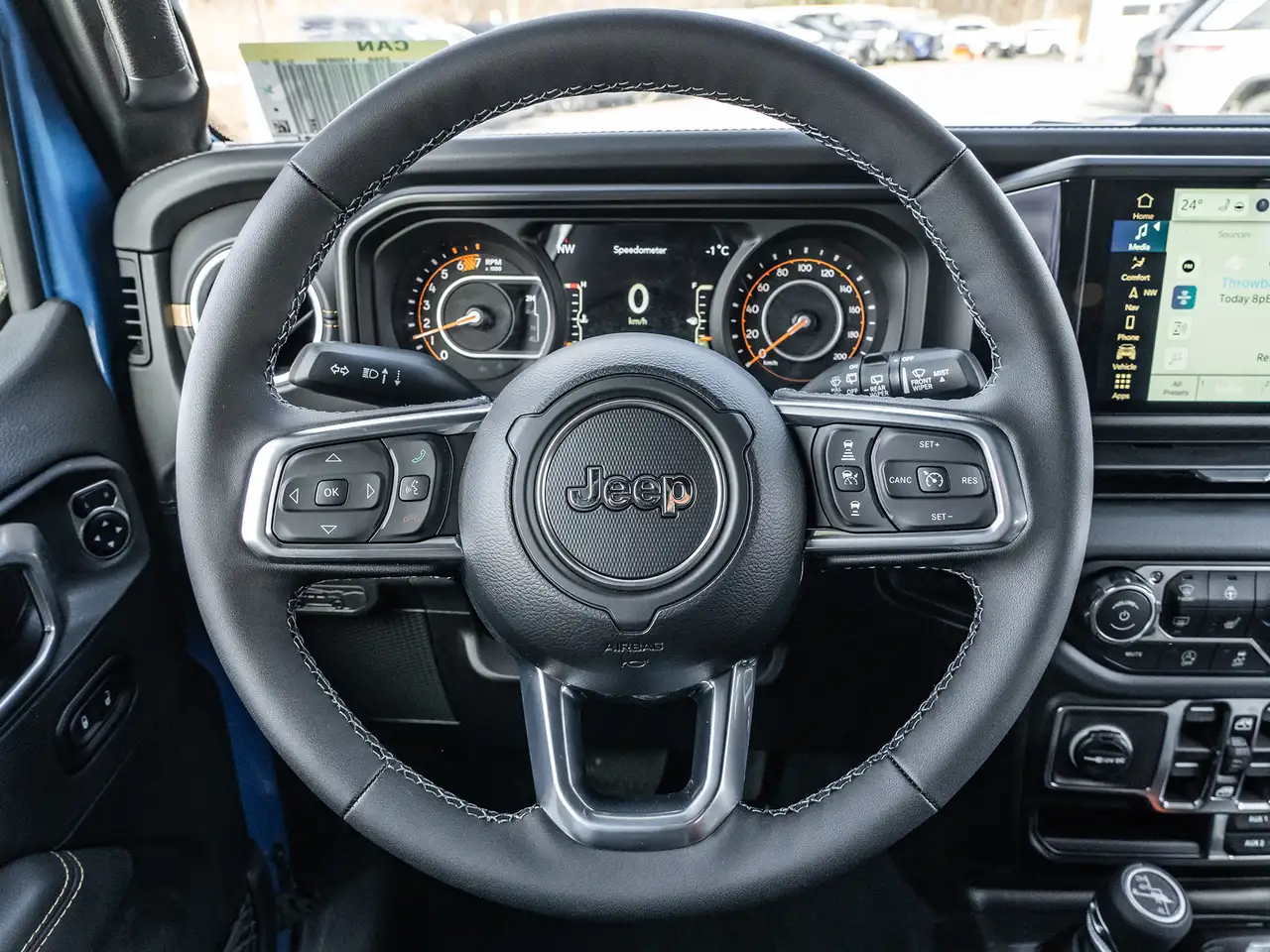 Jeep Wrangler снимка Jeep Wrangler