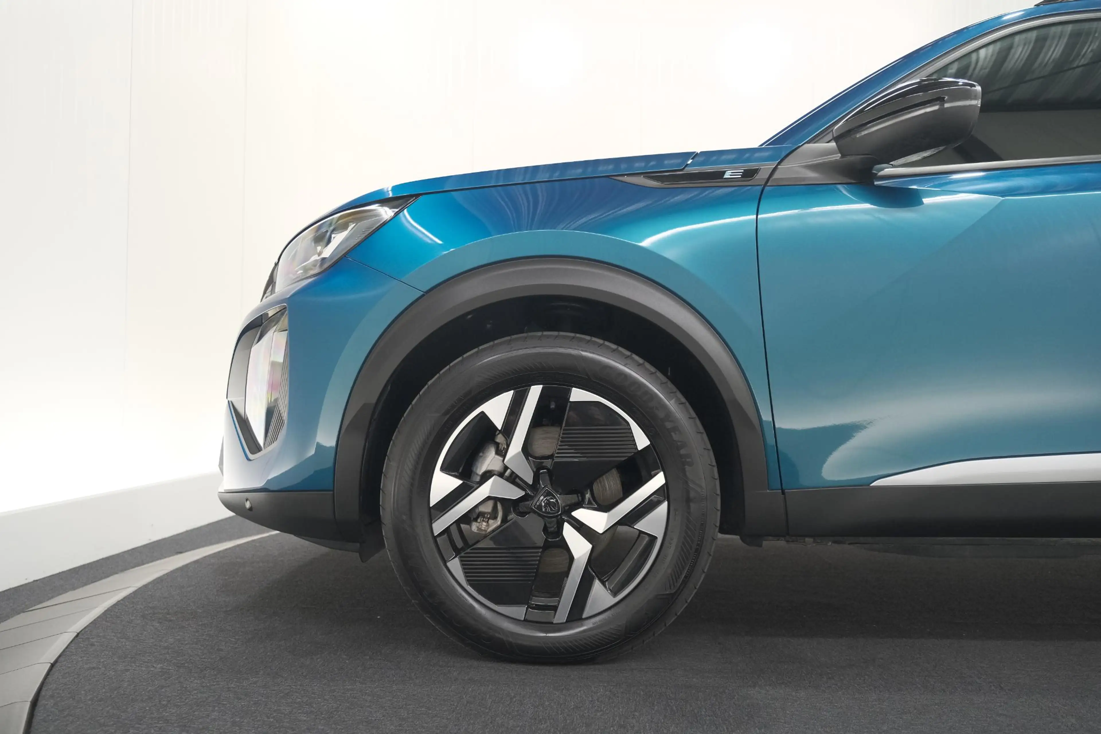 Peugeot e-2008 EV Allure Avantage 54 kWh | SOH 97,6% | 11 KW Lade — photo 11