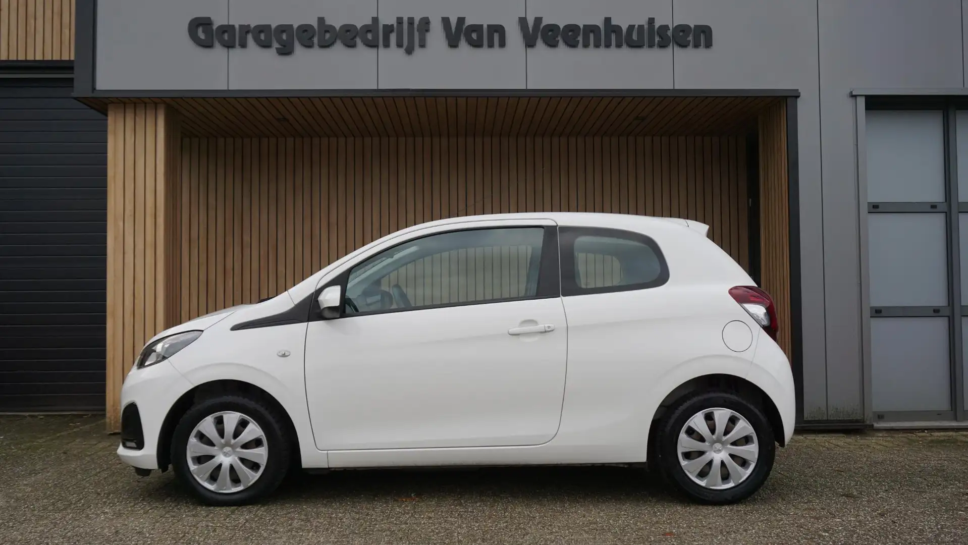 Peugeot 108 1.0 VTi 69pk 3Drs Active Airco LED Elek.pakket 725 Wit - 2