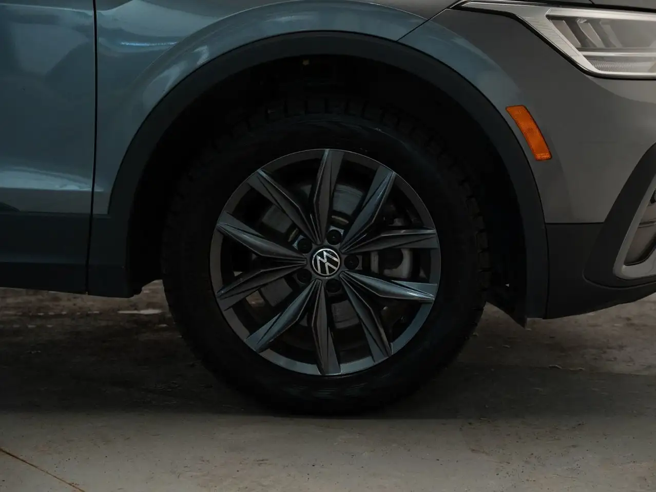 Volkswagen Tiguan снимка Volkswagen Tiguan