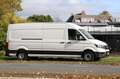 Volkswagen Crafter 35 2.0 TDI L4H3 RWD / 170pk Highline / 3500 kilo t Wit - thumbnail 6