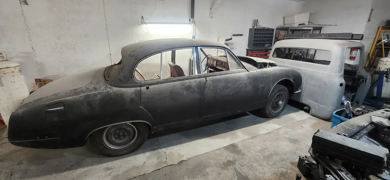 Jaguar S-Type снимка Jaguar S-Type