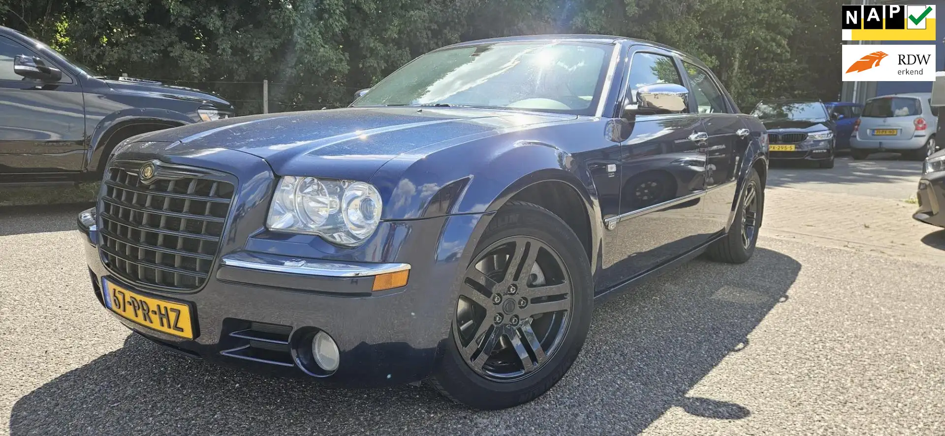 Chrysler 300C 3.5 V6 250PK Clima Cruise Leder Trekhaak NAP Blauw - 1