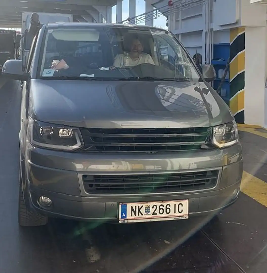 Volkswagen T5 Caravelle Caravelle Comfortline 2,0 BiTDI D-PF Silber - 1