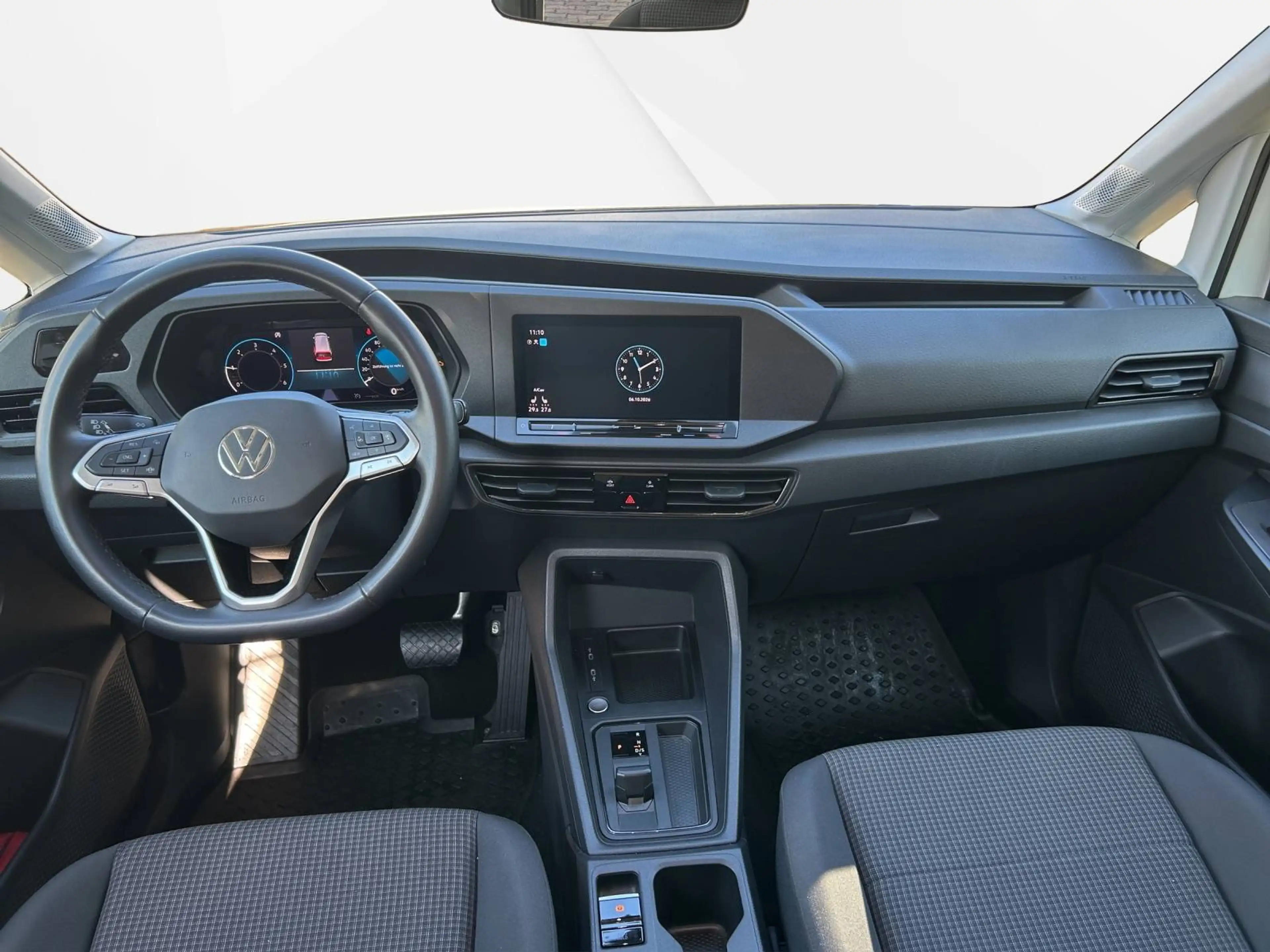Volkswagen Caddy Maxi — photo 13