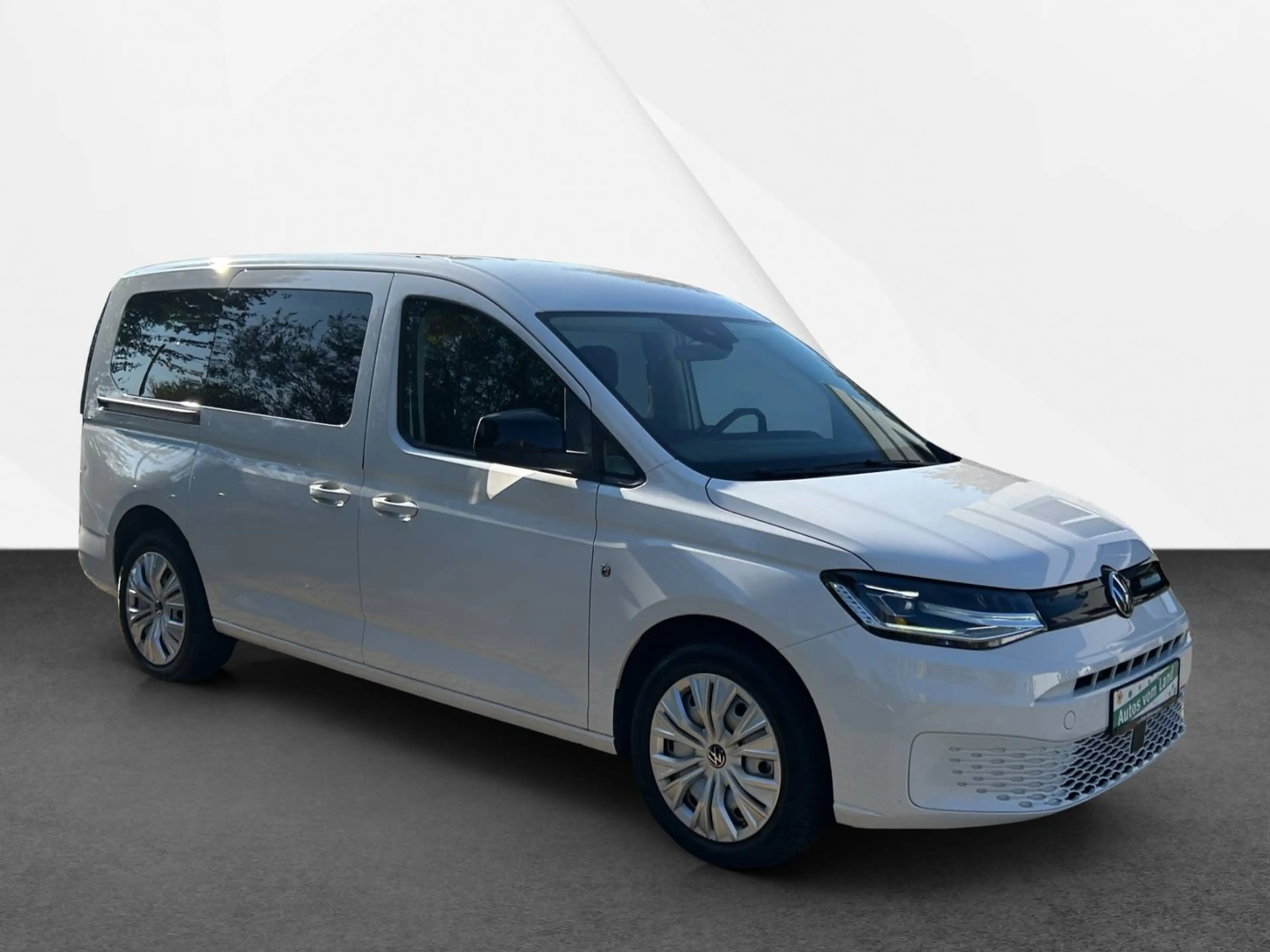 Volkswagen Caddy Maxi — photo 8