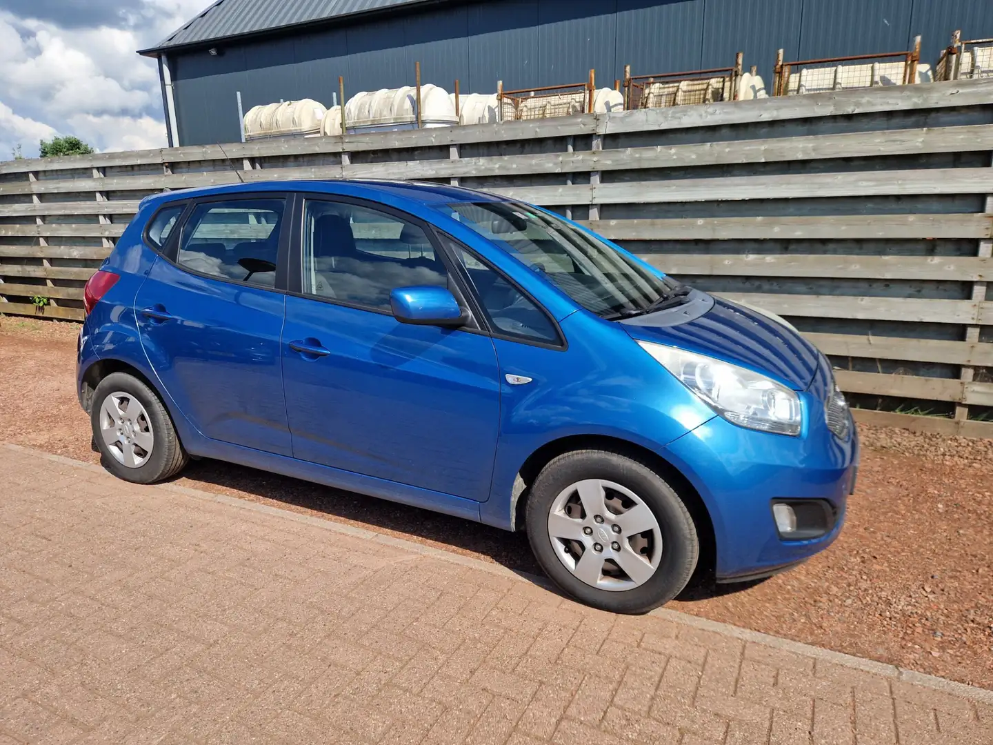 Kia Venga 1.4 CVVT X-tra Airco Azul - 1