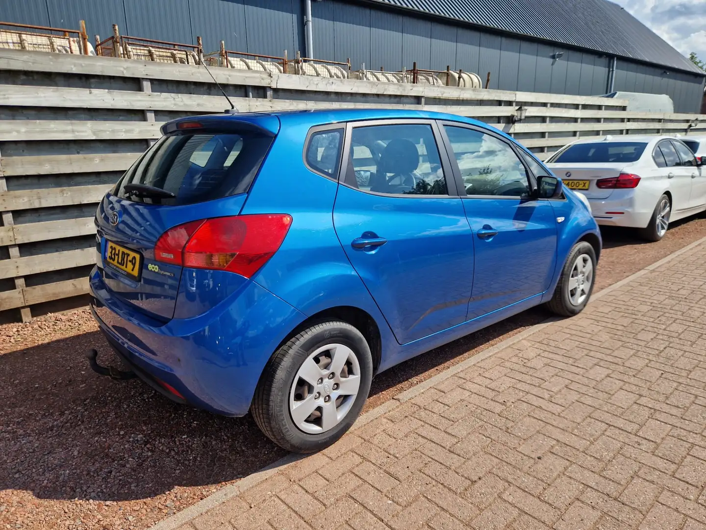 Kia Venga 1.4 CVVT X-tra Airco Azul - 2