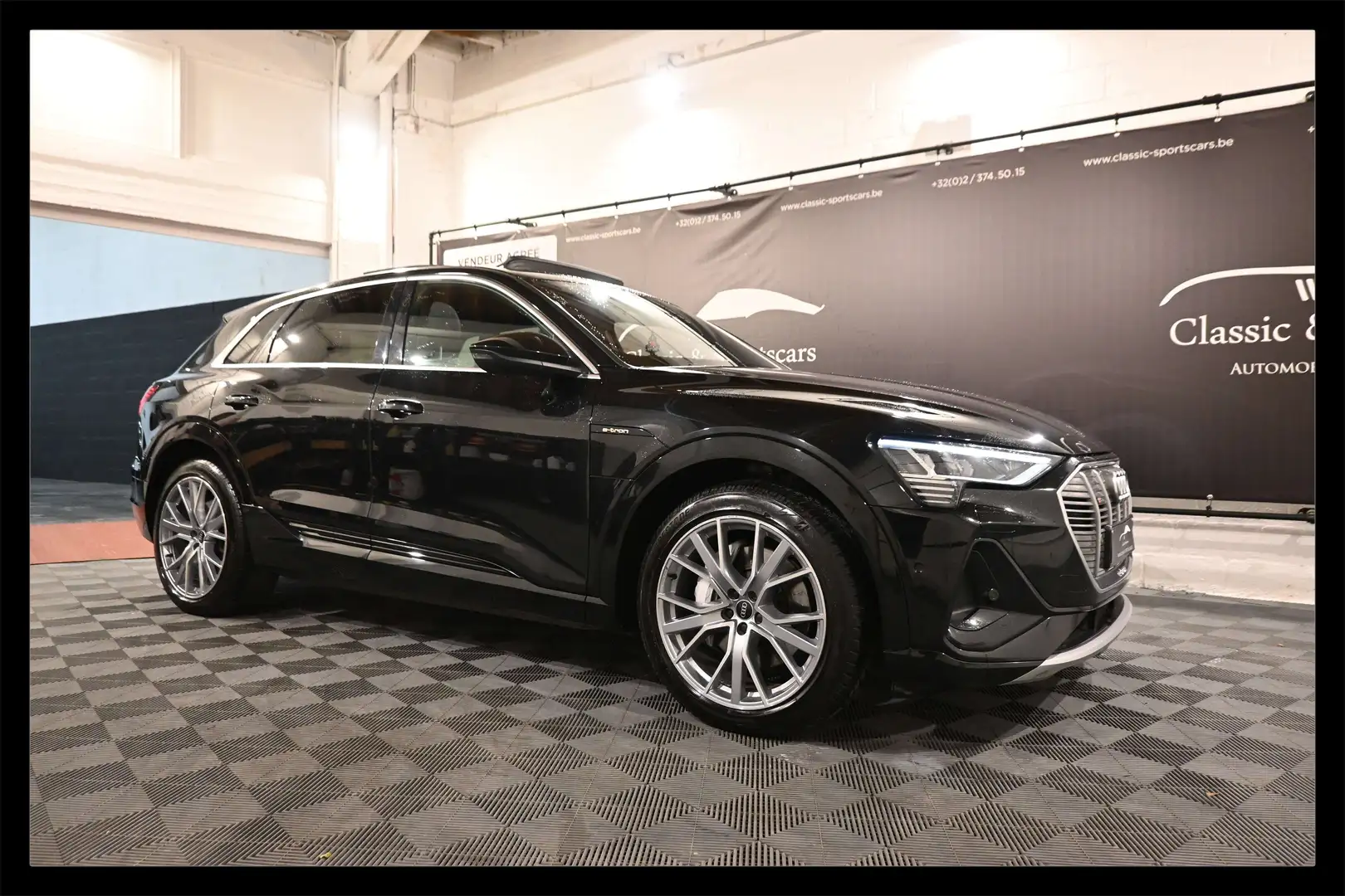 Audi e-tron 95 kWh 55 QUATTRO / S-LINE / TOIT PANO / CAMERA Noir - 1