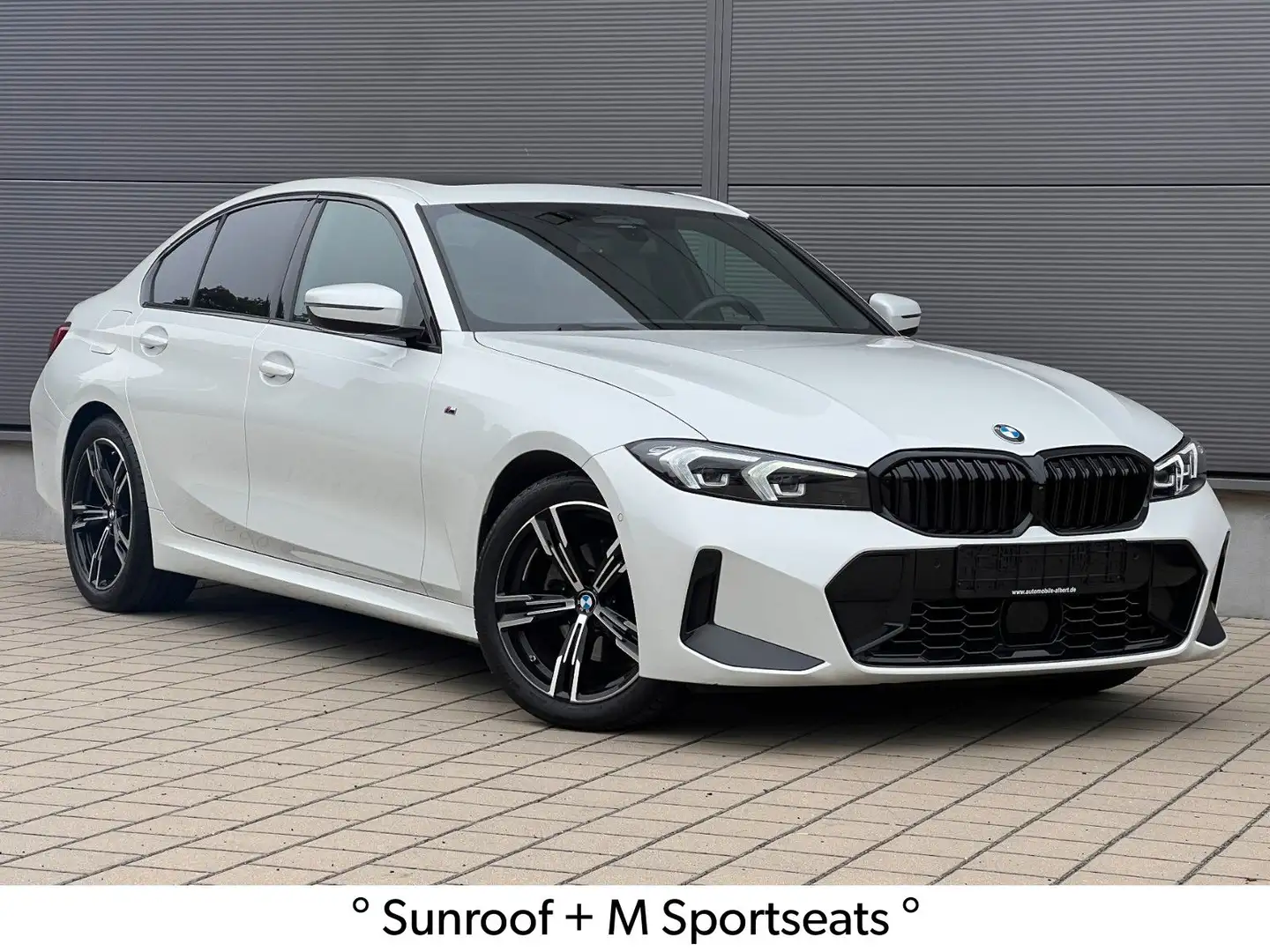BMW 320 d Lim. xDrive*M Sport*M Sportsitze*ACC*GSD* Weiß - 2