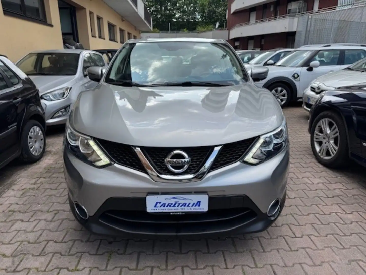 Nissan Qashqai 1.5 dCi Acenta Plateado - 2