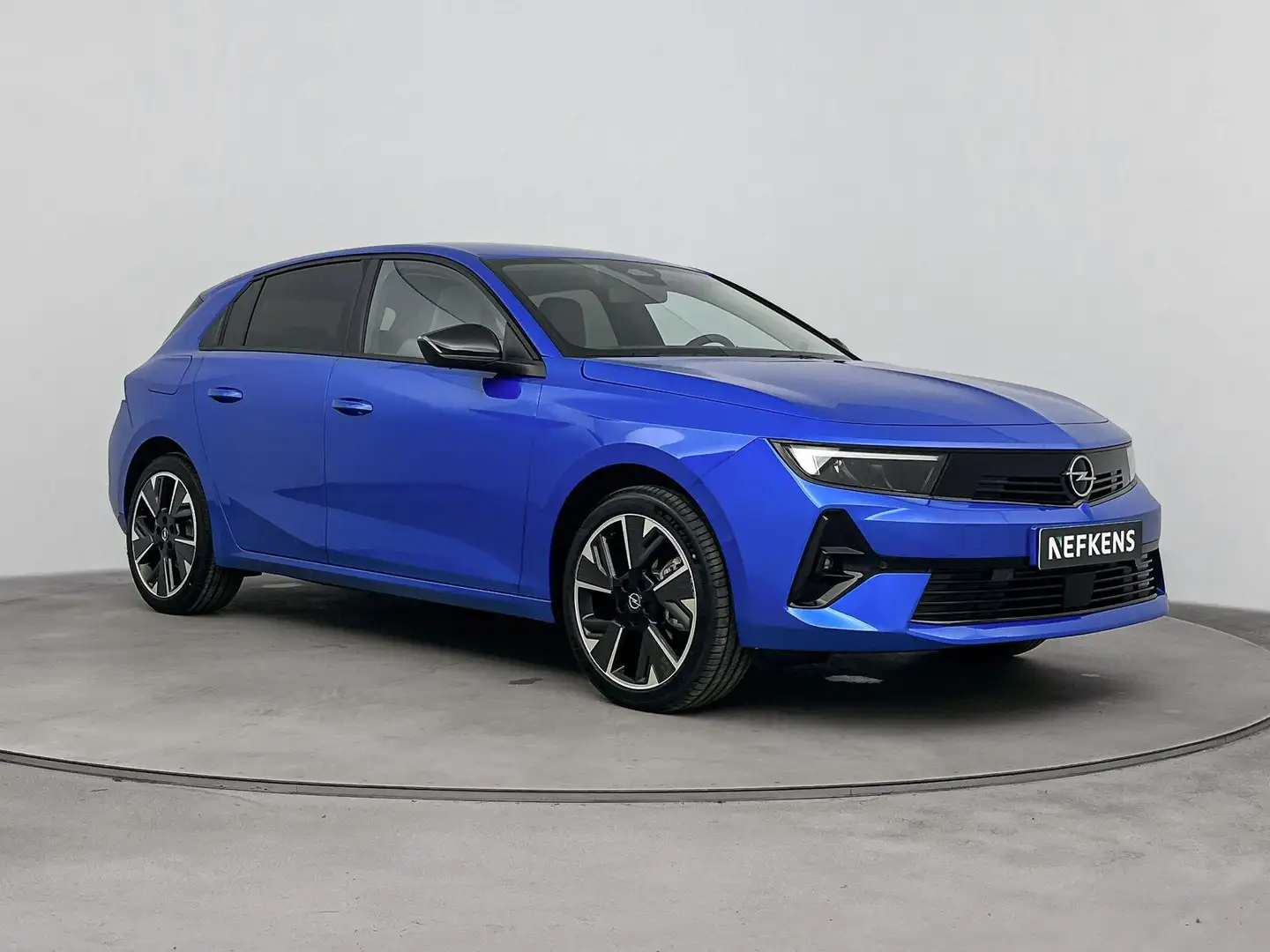 Opel Astra Electric 54 kWh Edition | Super voorraaddeal: €7.2 Blauw - 2
