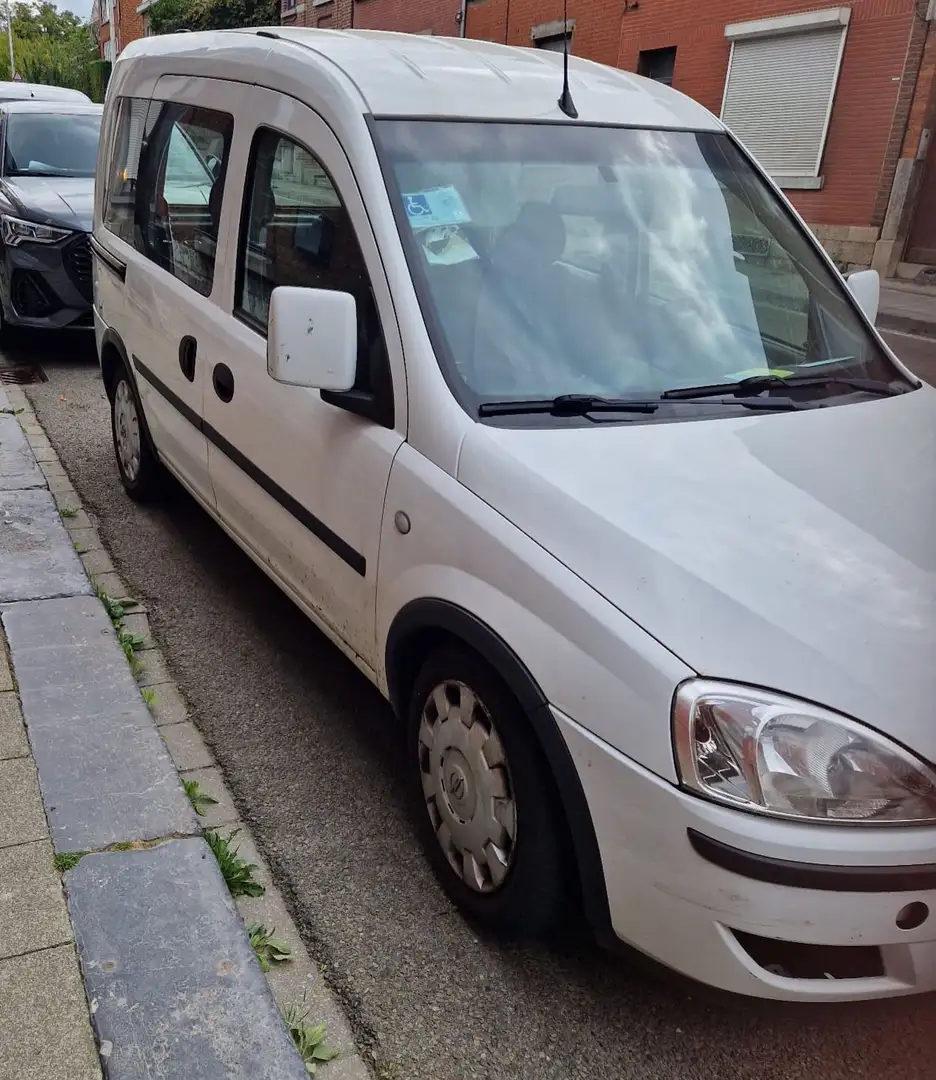 Opel Combo Wit - 2