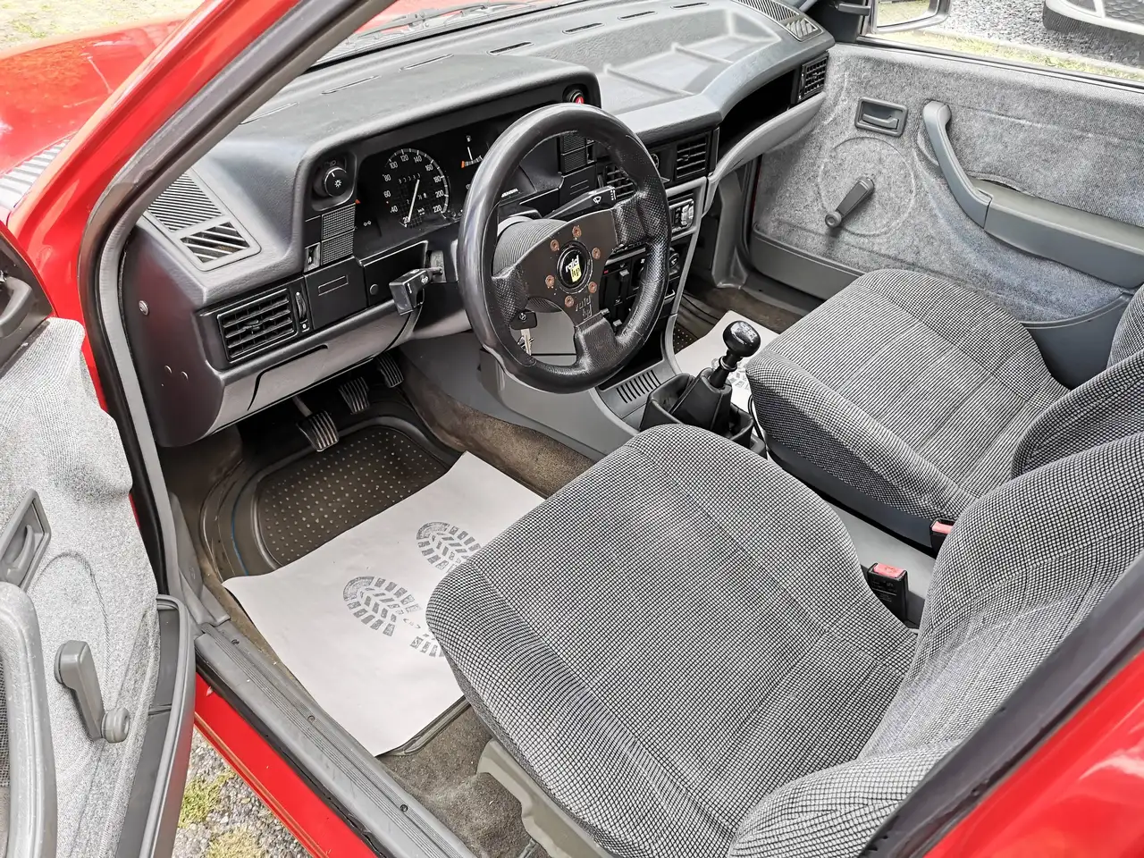 Opel Kadett 1,6 i * Oldtimer - H-Zulassung * TÜV/AU *, foto 10