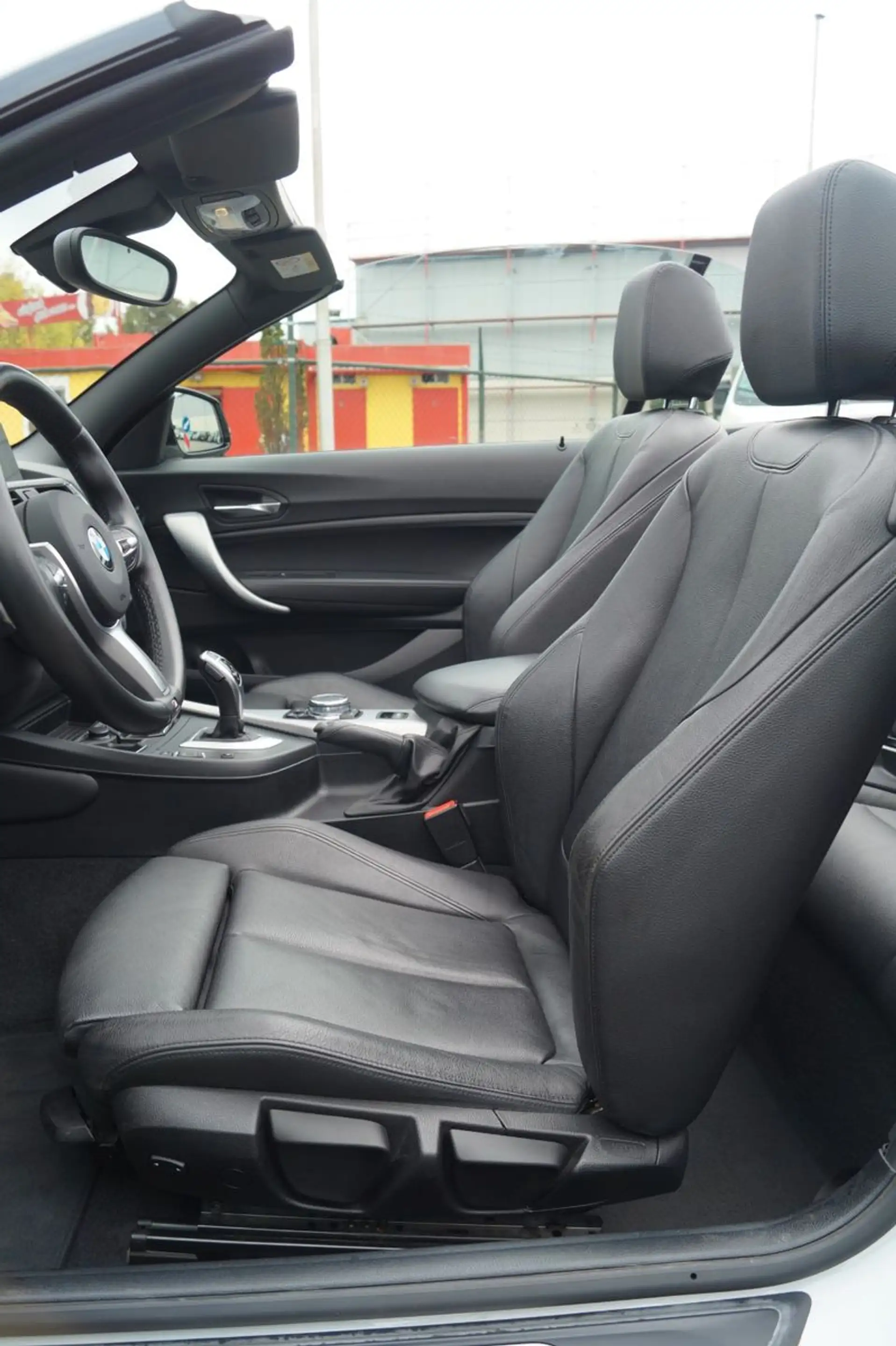 BMW 235 i Cabrio *Navi*Xenon*SHZ*Tempomat*PDC*Klima — photo 13