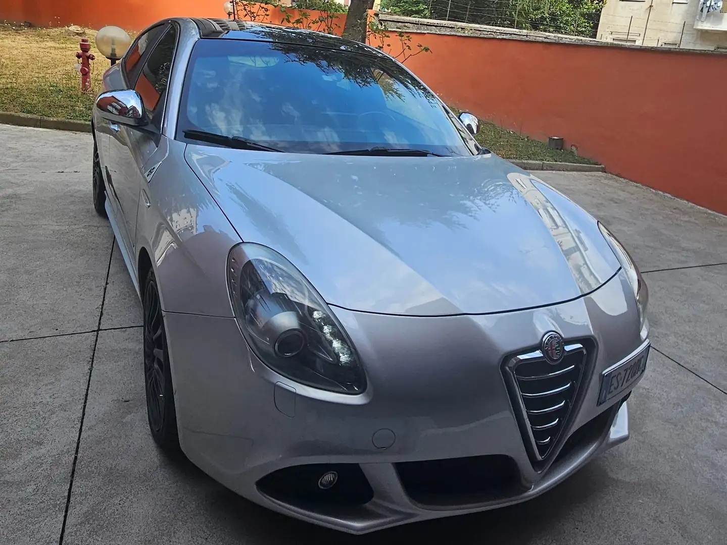 Alfa Romeo Giulietta Quadrifoglio verde Silver - 1