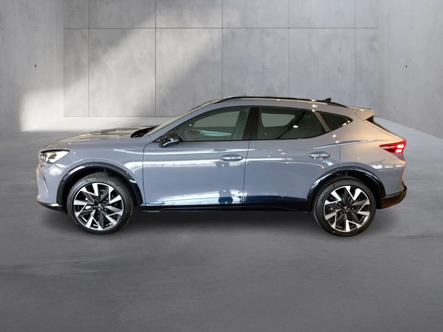 CUPRA Formentor 1.5 e-TSI 150 PS DSG Grau - 2