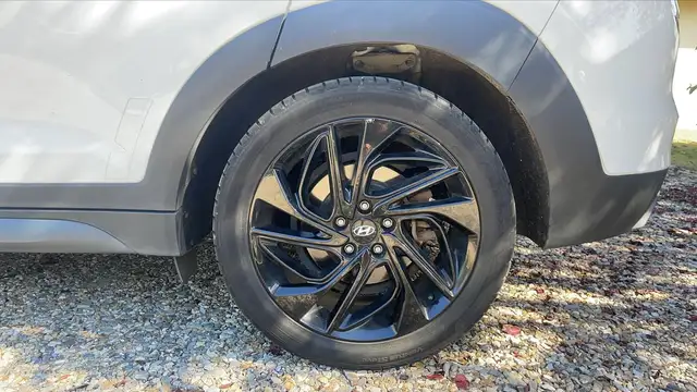 Hyundai Tucson view 19