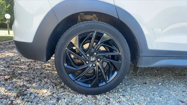 Hyundai Tucson view 16