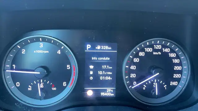 Hyundai Tucson view 12