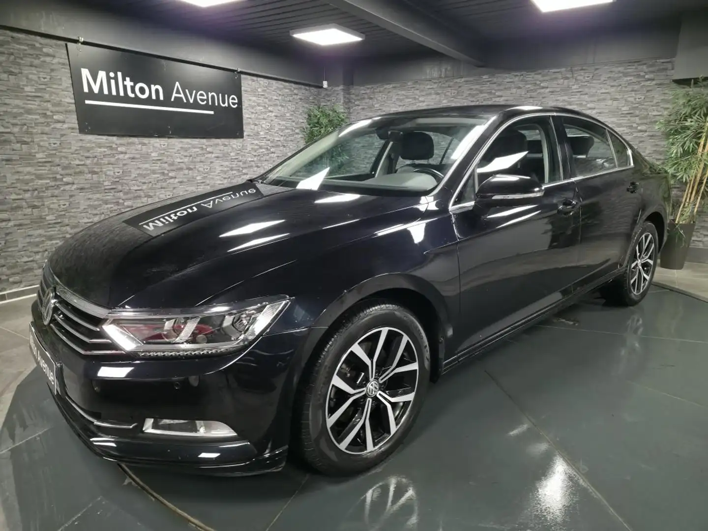 Volkswagen Passat Passat 2.0 16V TDI - 150 - BV DSG 7  Confortline Noir - 1