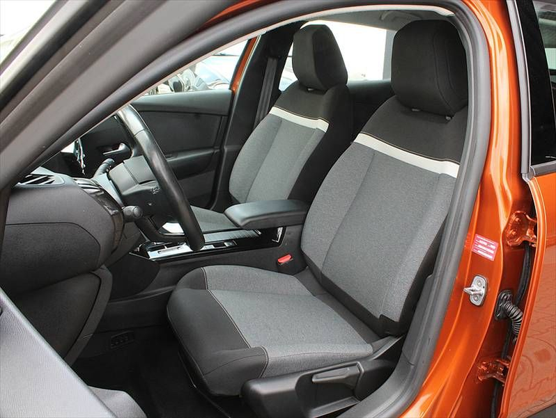 Citroen C4 e-Feel Drive-Assit-Paket plus Kälte-Paket 1Hd — photo 4