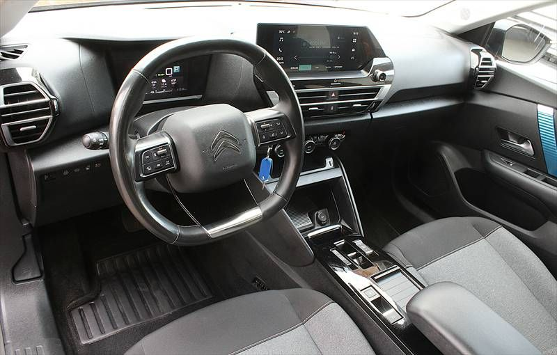 Citroen C4 e-Feel Drive-Assit-Paket plus Kälte-Paket 1Hd — photo 6