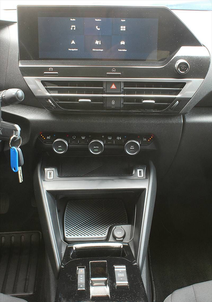 Citroen C4 e-Feel Drive-Assit-Paket plus Kälte-Paket 1Hd — photo 7