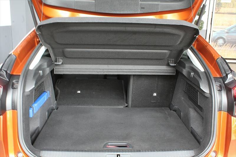 Citroen C4 e-Feel Drive-Assit-Paket plus Kälte-Paket 1Hd — photo 10